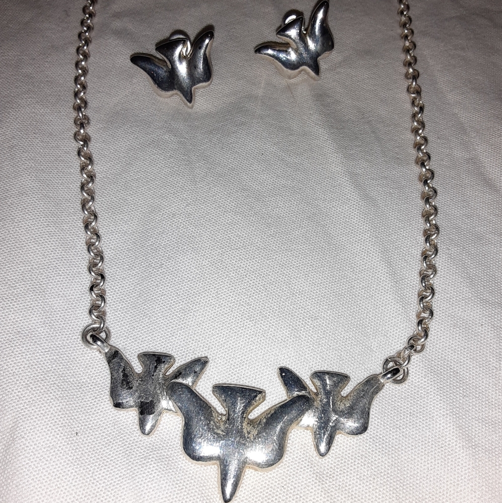 Necklace and Earrings Set